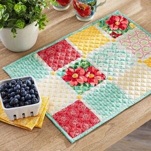 The Pioneer Woman Patchwork Placemat, Multicolor, 14"W x 19"L